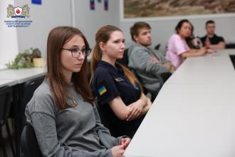 Гостьова лекція для здобувачів спеціальності «Психологія»: професійний розвиток психолога в умовах сучасних викликів Гостьова лекція для здобувачів спеціальності «Психологія»: професійний розвиток психолога в умовах сучасних викликів