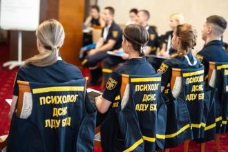 Від першого контакту до відновлення: курсанти ЛДУБЖД опанували сучасні підходи психологічної підтримки Від першого контакту до відновлення: курсанти ЛДУБЖД опанували сучасні підходи психологічної підтримки