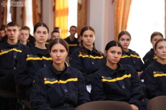 Курсанти ЛДУБЖД пізнають складові процесу читання та поглиблюють розуміння особливої важливості книги у День читання книг Курсанти ЛДУБЖД пізнають складові процесу читання та поглиблюють розуміння особливої важливості книги у День читання книг