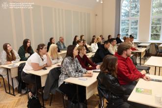 Зустріч студентів ЛДУ БЖД з представниками ВІЛІЯ Груп: можливості працевлаштування за фахом Зустріч студентів ЛДУ БЖД з представниками ВІЛІЯ Груп: можливості працевлаштування за фахом