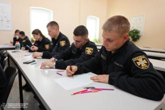 Турбота про психічне здоров’я: у ЛДУБЖД провели заняття для першокурсників