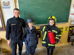Нові знання з безпеки: курсанти ЛДУБЖД діляться досвідом зі школярами міста