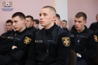 Першокурсники вивчали методи вирішення міжособистісних та внутрішніх конфліктів