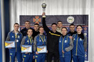 Спортсмени ЛДУБЖД прийняли участь у чемпіонаті України з пожежно-прикладного спорту у місті Чернівці Спортсмени ЛДУБЖД прийняли участь у чемпіонаті України з пожежно-прикладного спорту у місті Чернівці