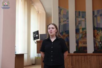 Кафедра іноземних мов та перекладознавства ЛДУБЖД розпочала серію зустрічей «Випускники – першокурсникам»