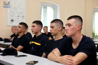 Профілактика суїцидальної поведінки: лекція для курсантів першокурсників