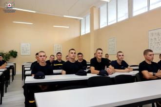 Профілактика суїцидальної поведінки: лекція для курсантів першокурсників